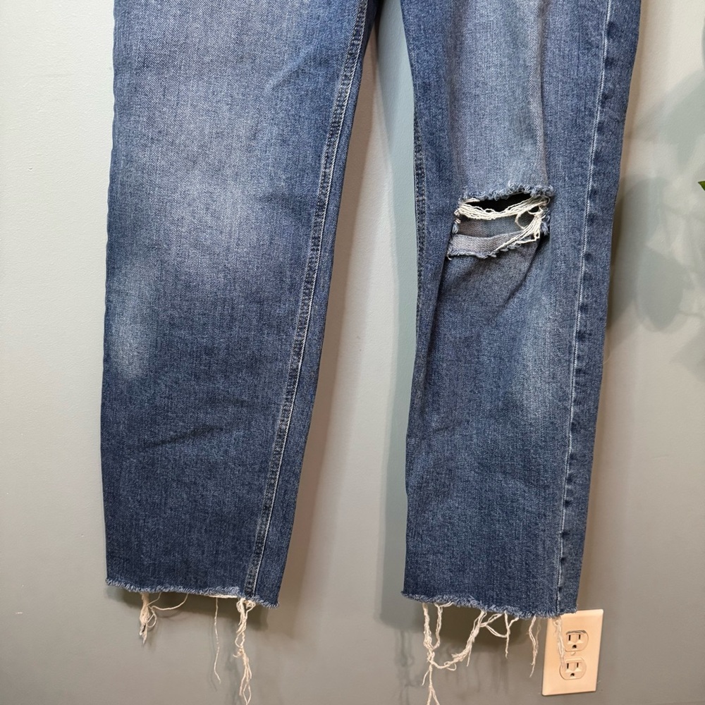 Old Navy Sky-Hi Straight Ripped Extra High Rise Jeans Raw Hem Women’s 12 (31x27) - Picture 7 of 13